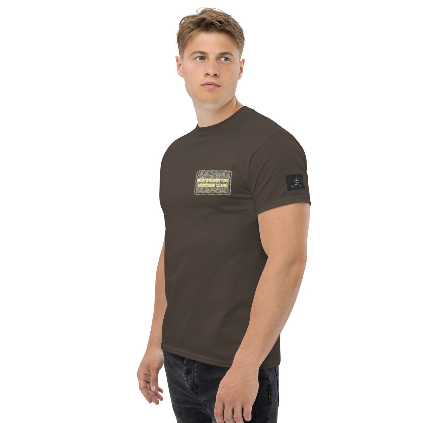 GODS COUNTRY - HUNTING CLUB  tee