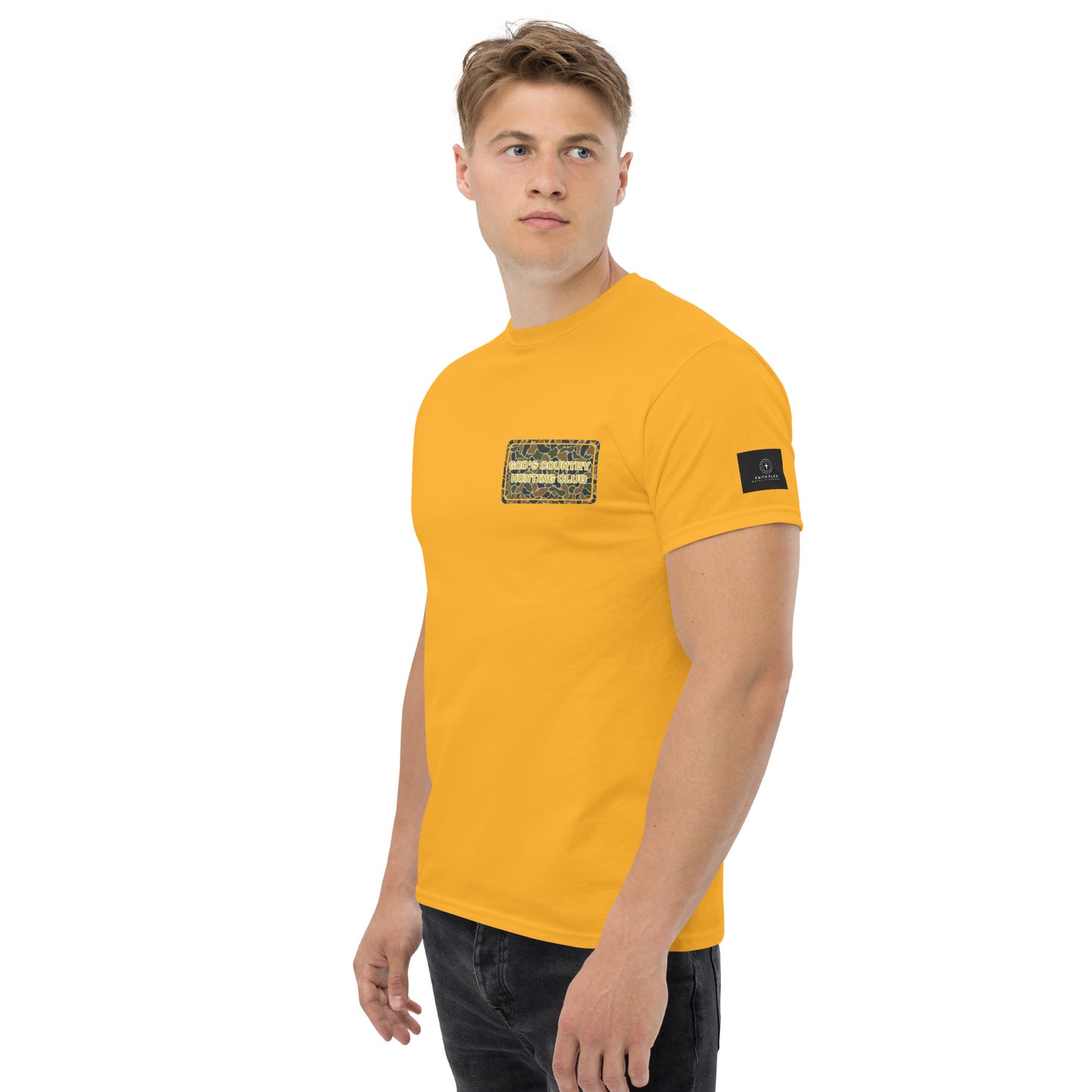 GODS COUNTRY - HUNTING CLUB  tee
