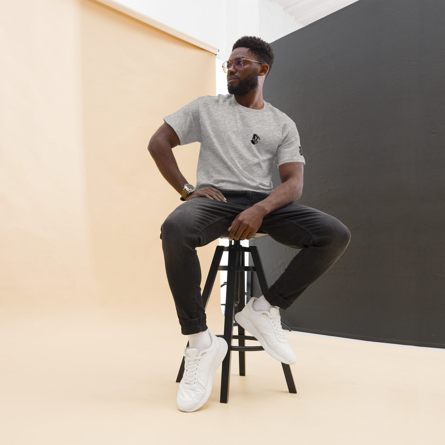 Knights Rhyne-shield tee